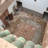 Le patio de Dar Housnia avant la rénovation
